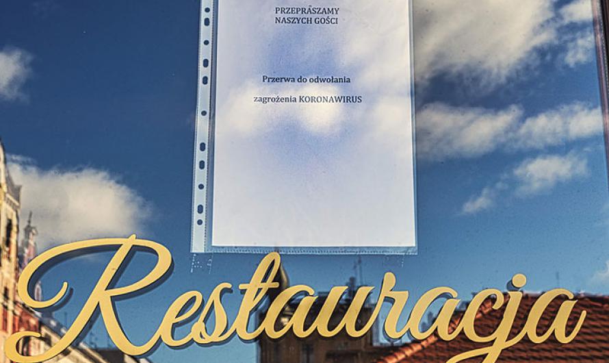 Zdjęcie szyby w restauracji z informacją o zamknięciu