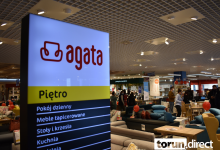 Wnętrze salonu Agata w Toruniu przy ulicy Olsztyńskiej w dniu otwarcia