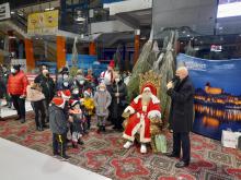 Christmas on ice
